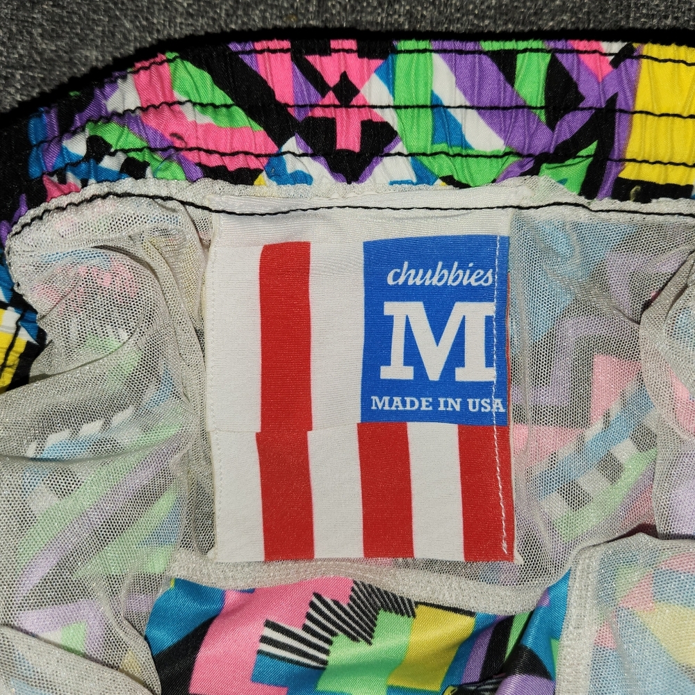 Chubbies 5.5in neon swim shorts - Picture 3 of 3